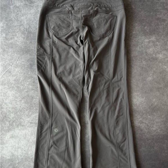 Lululemon Athletica Charcoal Pants - Picture 2 of 3
